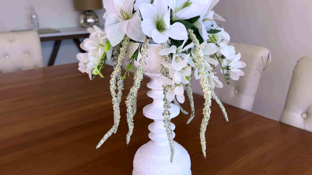 Embrace Seasonal Flowers and Foliage