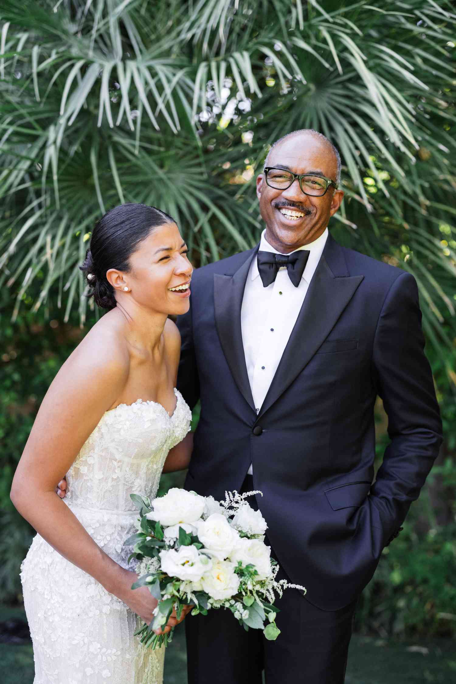 Do Fathers Wear Tuxedos at Weddings? Style Guide